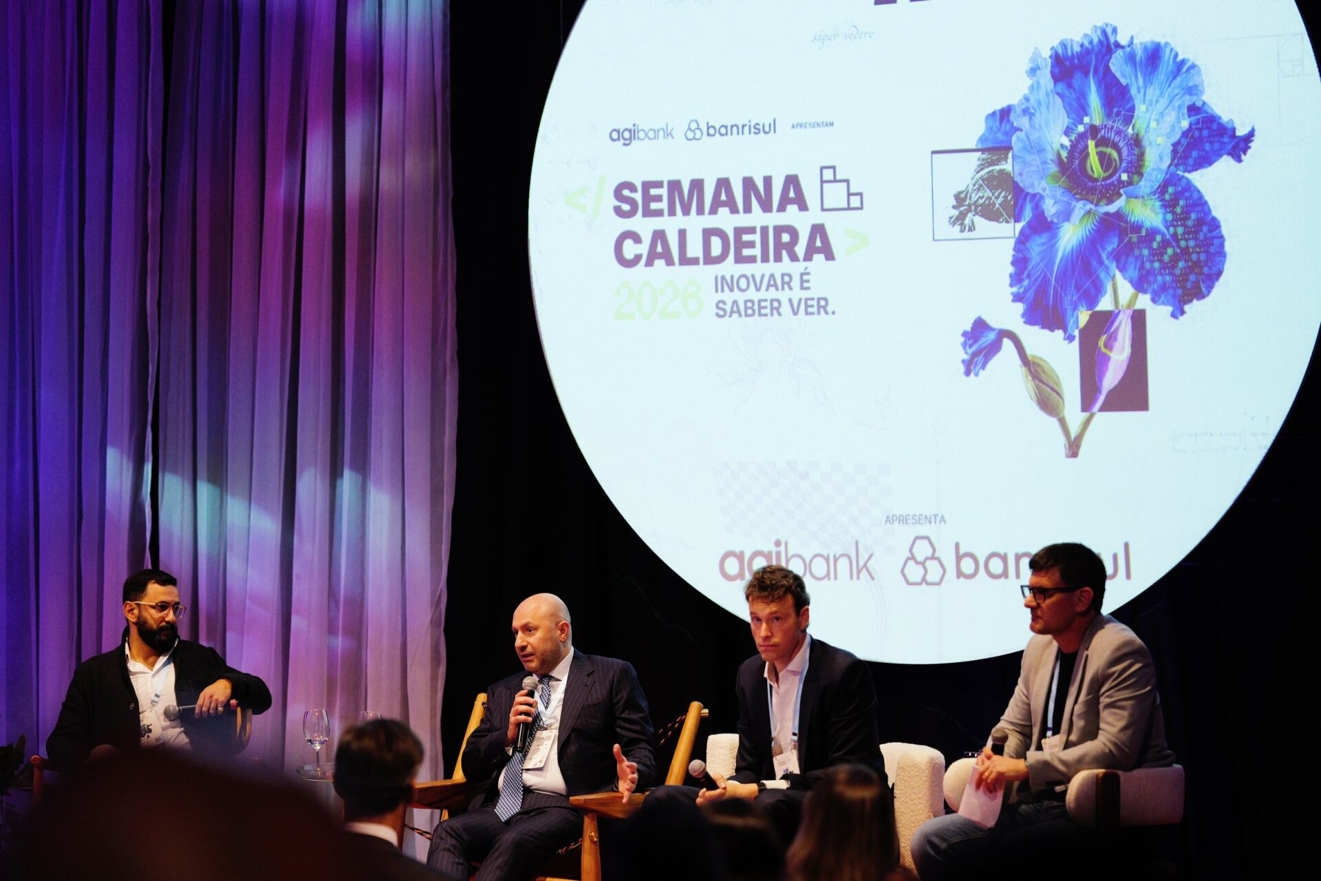 Médico do Hospital Nora Teixeira compartilha experiência com IA e oncologia em debate sobre inovação na saúde